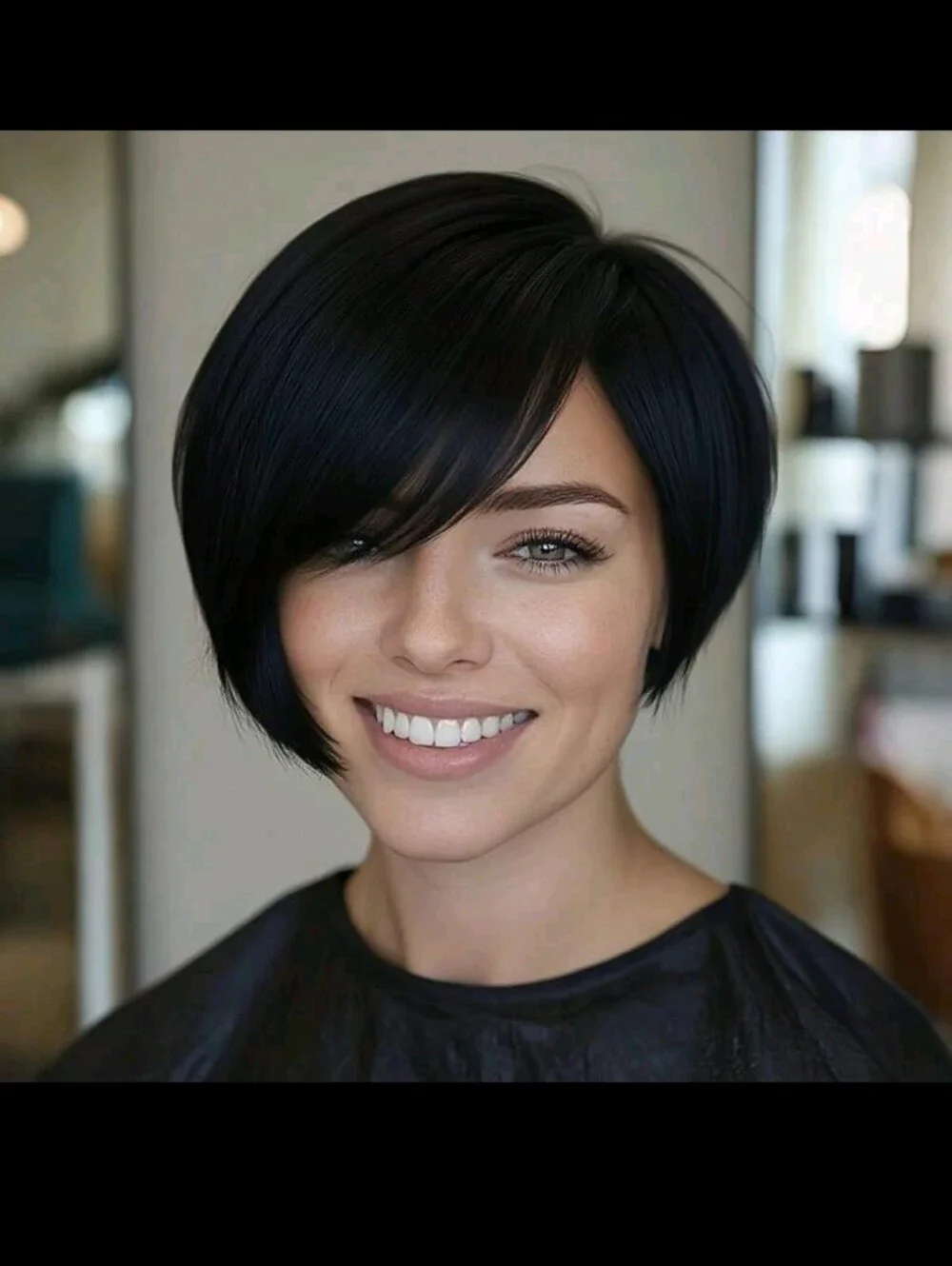 Short Layered Pixie Bob Wig - Black